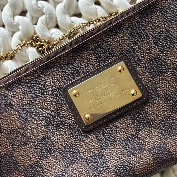 Louis Vuitton Damier Ebene Eva Clutch Crossbody Bag - Picture 9 of 9